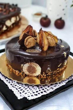 Tort Divin cu ciocolata belgiana neagra si pere